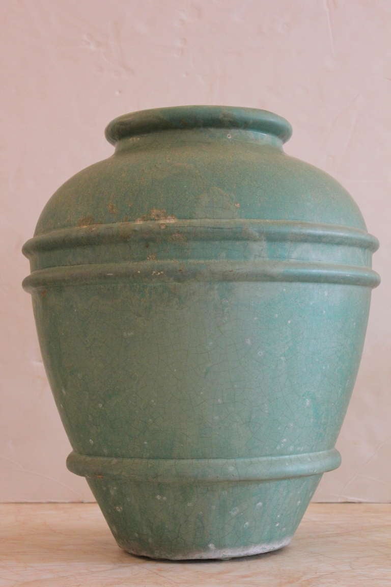 Large Ceramic Vase In Good Condition In Los Angeles, CA
