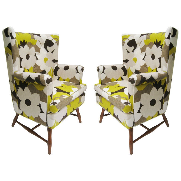 Pair of late 1950s English style wing chairs For Sale