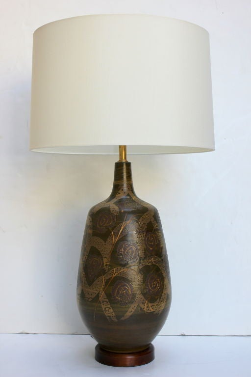 Pair of  Ceramic Lamps In Excellent Condition In Los Angeles, CA