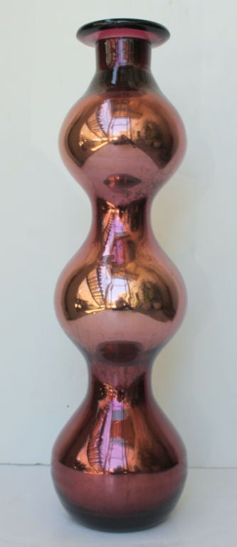 Purple Mercury Glass Vase In Excellent Condition In Los Angeles, CA