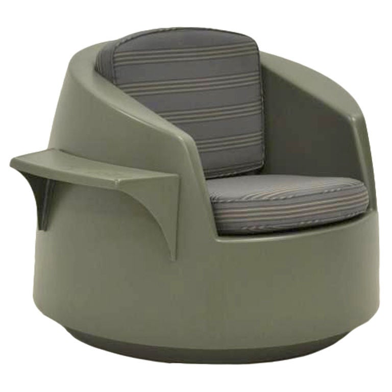 Fiberglass Tub Chair For Sale