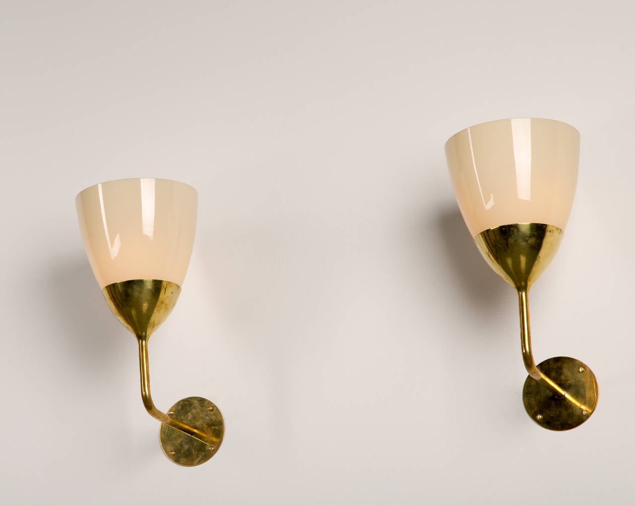 Paavo Tynell,

Sconces from the Kontiolahti Church, North Karelia.

Taito Oy,
Finland, circa 1950s.
Brass, glass.
Measures: 7 W x 14 H inches.

Custom installation pieces.