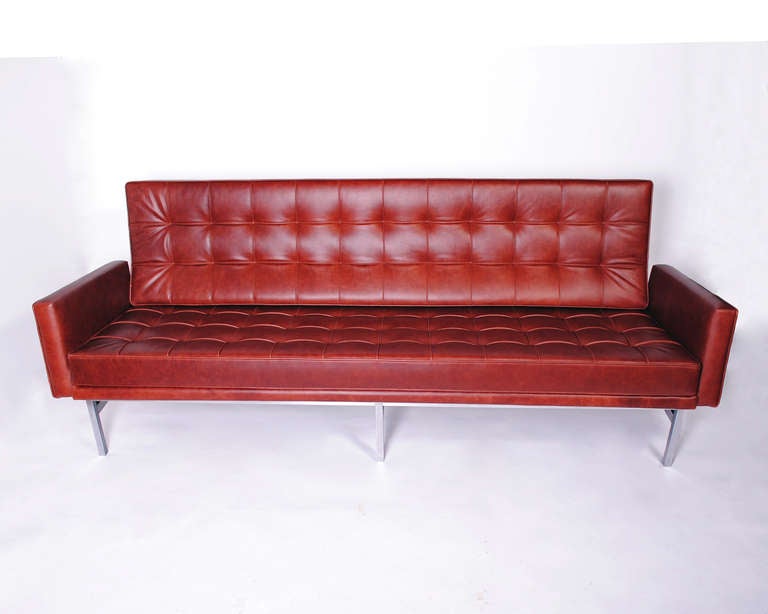 Florence Knoll sofa

 model 2577

Knoll Associates
USA , 1955
leather, chrome-plated steel
90 w x 33 d x 31 h inches

Literature: Knoll Furniture: 1938-1960, Rouland and Rouland, pg. 92
