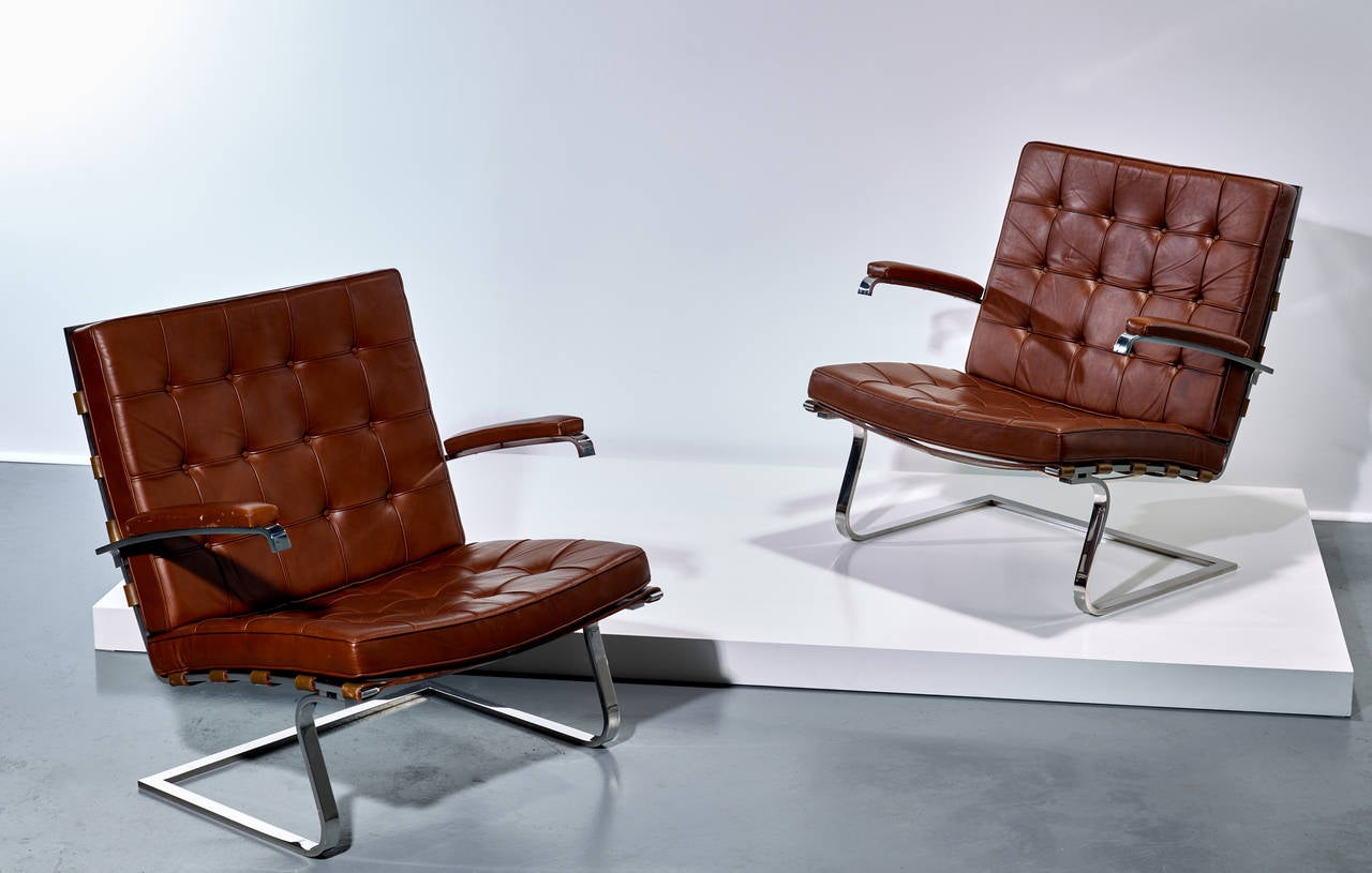 Ludwig Mies van der Rohe.

Tugendhat armchairs, pair. Original condition.

Knoll International.
USA, circa 1978.
Leather, stainless steel.
Dimensions: 33 W x 25 D x 31 H inches.

Cushions have Knoll tags attached to underside.