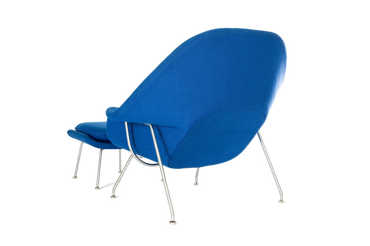 American Eero Saarinen Womb Chair and Ottoman