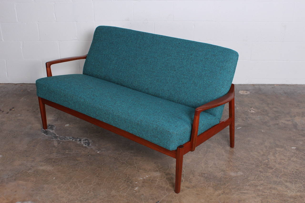 Settee Designed by Edvard and Tove Kindt-Larsen In Excellent Condition In Dallas, TX