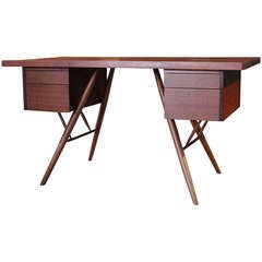 Studio Craft Desk