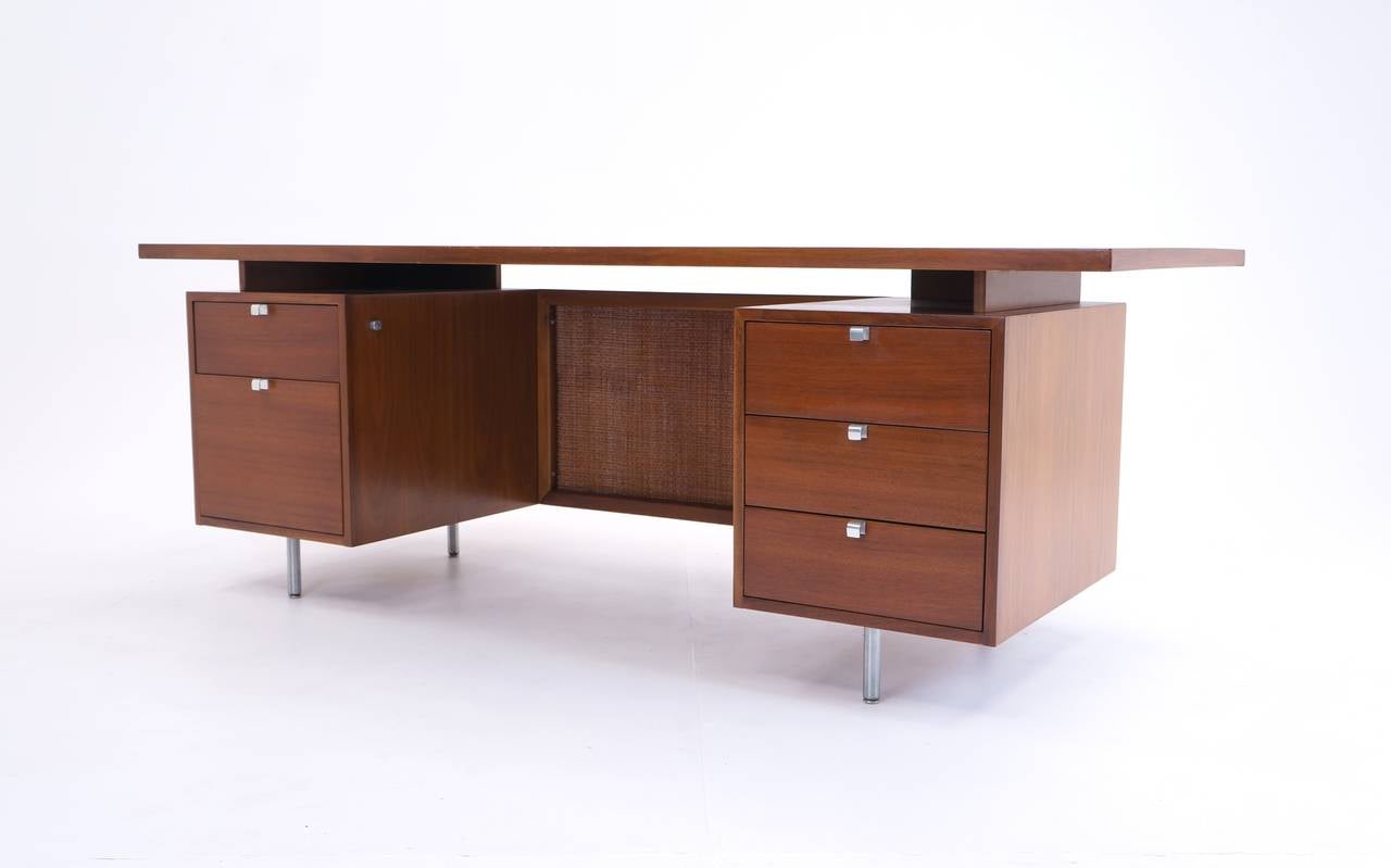 Executive Desk by George Nelson for Herman Miller In Good Condition In Dallas, TX