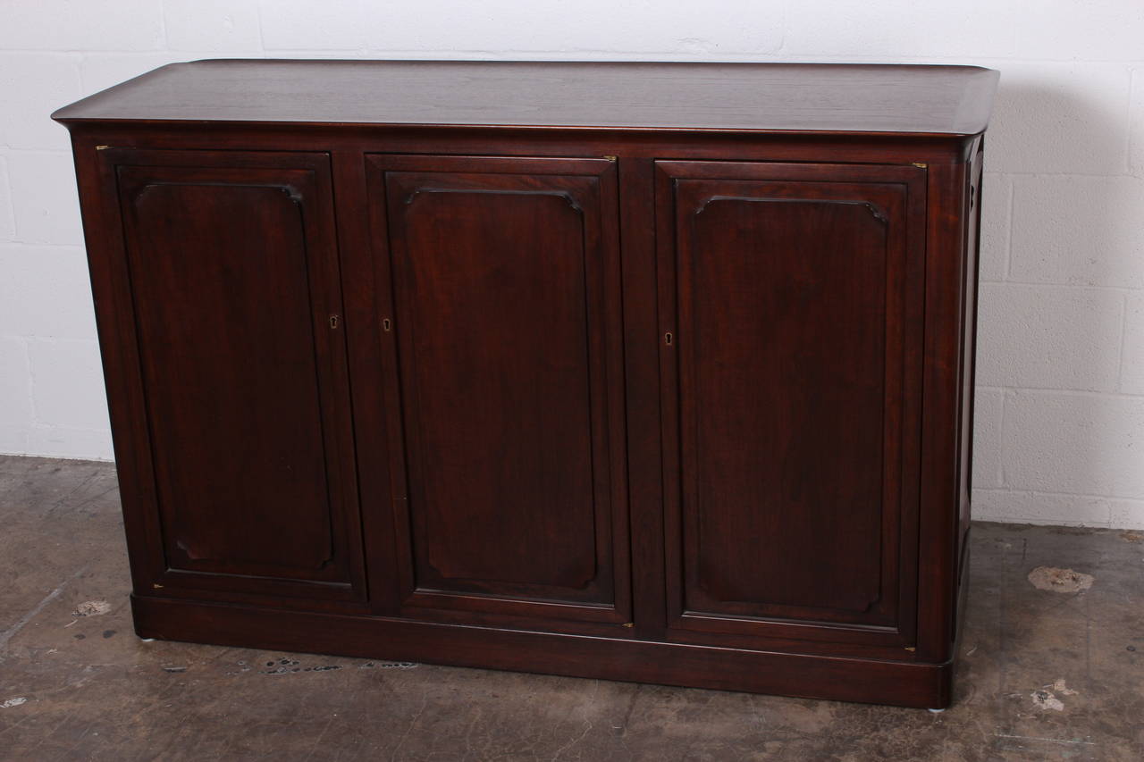 Mahogany Cabinet by Edward Wormley for Dunbar In Good Condition In Dallas, TX