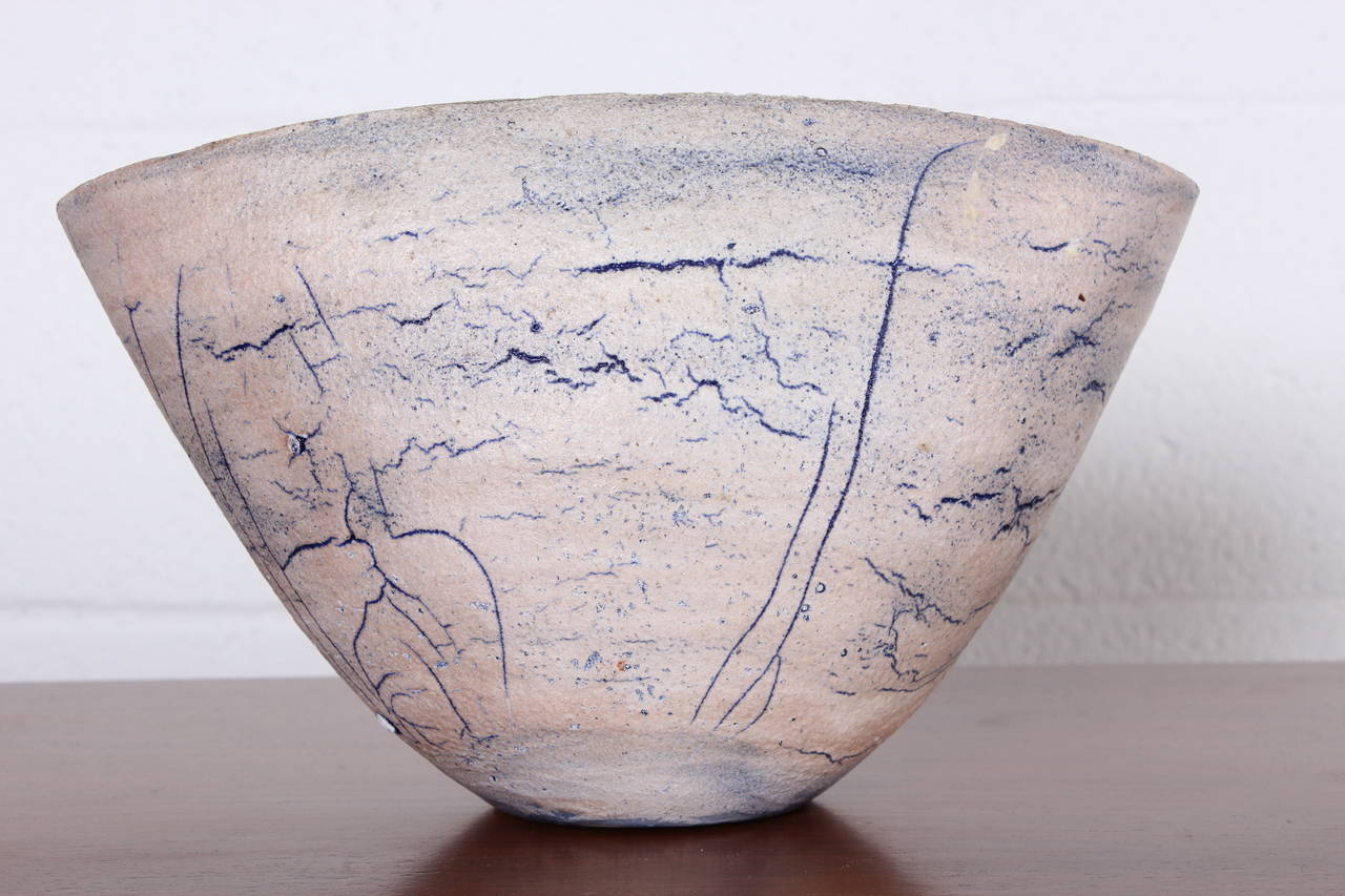Ceramic Vase by William and Polia Pillin In Excellent Condition In Dallas, TX
