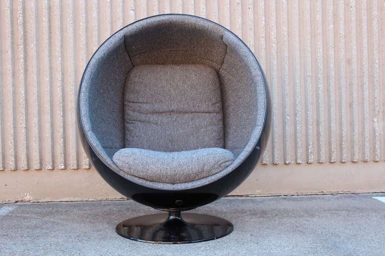 Finnish Ball Chair by Eero Aarnio