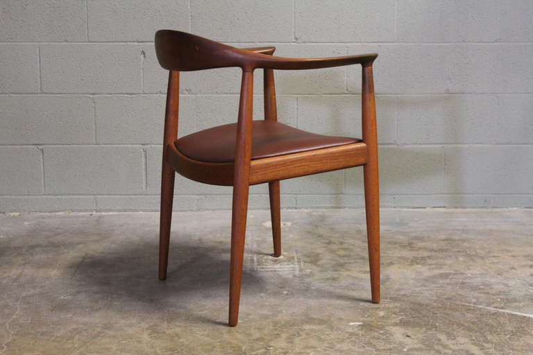 Round Chair by Hans Wegner 2