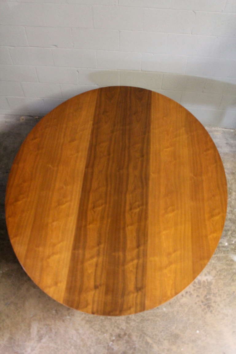 Walnut Oval Drop-leaf Table by Edward Wormley for Dunbar 5
