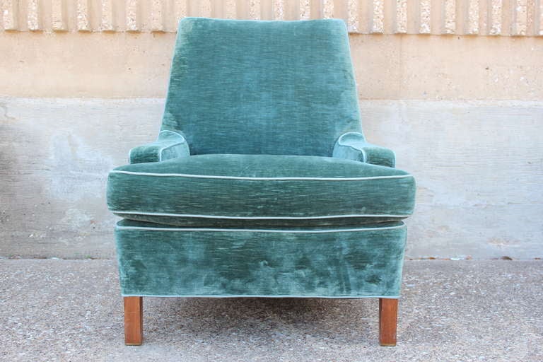 Pair of Low Arm Lounge Chairs by Edward Wormley for Dunbar In Good Condition In Dallas, TX