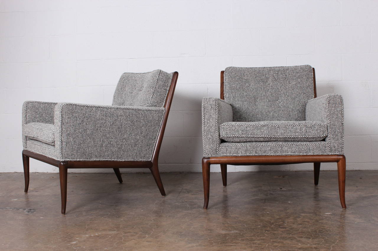 Pair of Lounge Chairs by T.H. Robsjohn-Gibbings 1