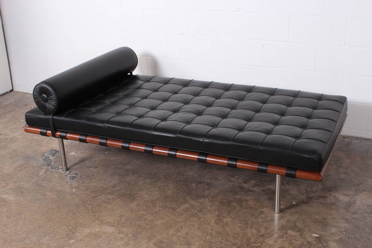 Barcelona Daybed by Mies van der Rohe for Knoll 4