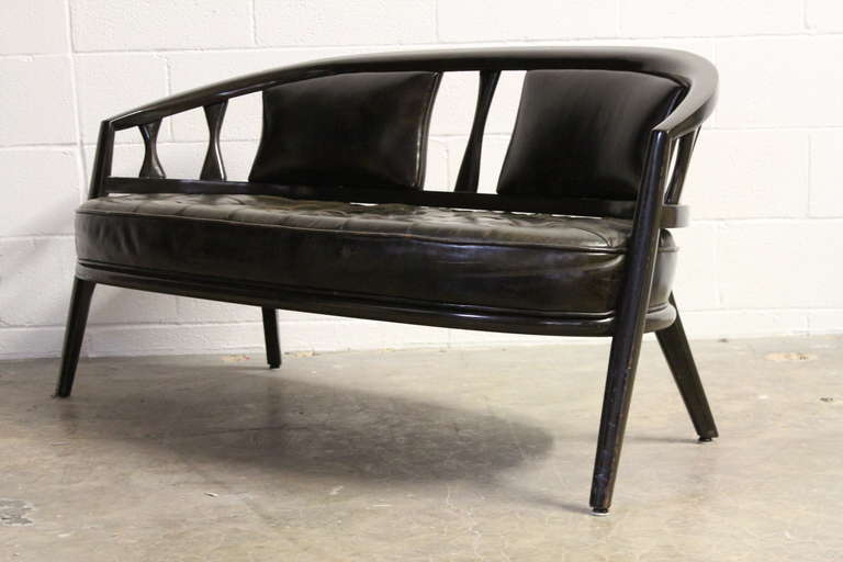Settee by Maurice Bailey for Monteverdi-Young In Good Condition In Dallas, TX