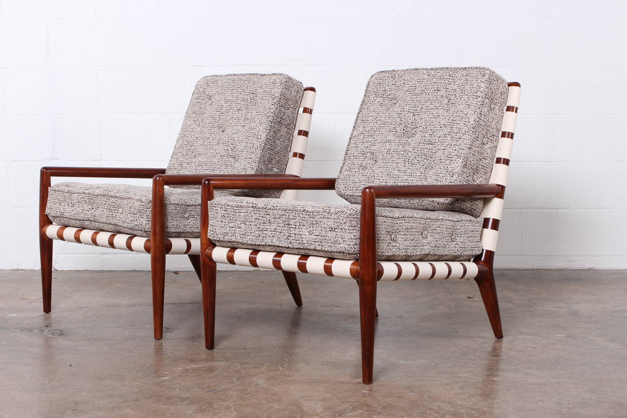 Pair of Lounge Chairs by T.H. Robsjohn-Gibbings 1