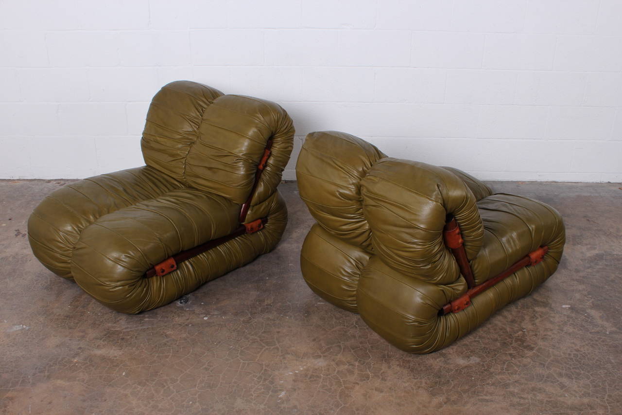 Rare Pair of Lounge Chairs by Percival Lafer 4