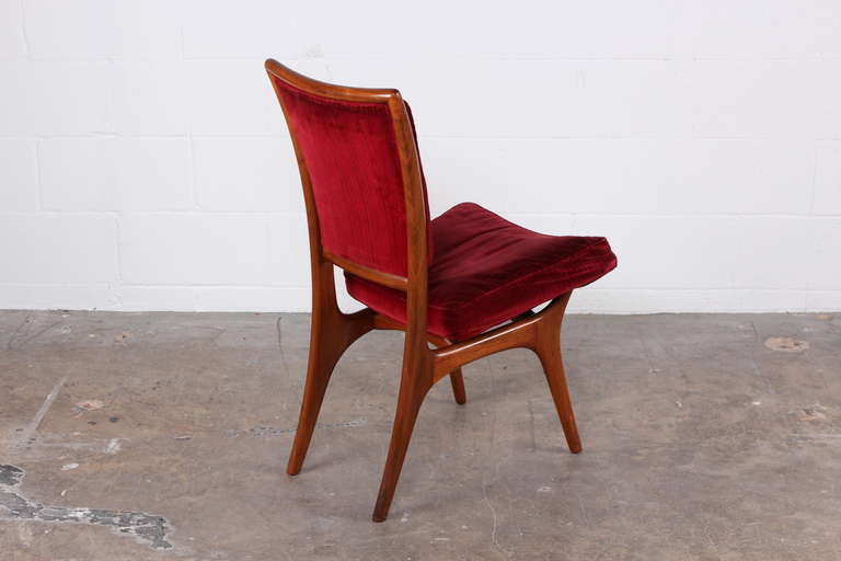 Mid-20th Century Sculptural Chair by Vladimir Kagan