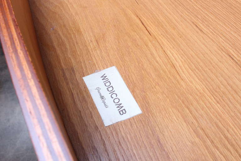 Walnut Dresser by T.H. Robsjohn-Gibbings 5