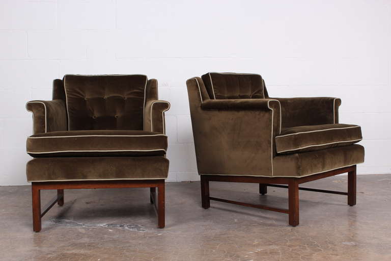 American Pair of Lounge Chairs by Edward Wormley for Dunbar