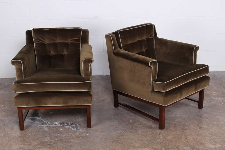 Pair of Lounge Chairs by Edward Wormley for Dunbar In Excellent Condition In Dallas, TX