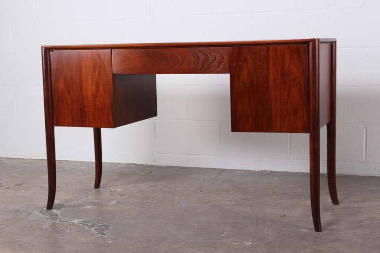 Walnut Desk by T.H. Robsjohn-Gibbings for Widdicomb In Excellent Condition In Dallas, TX