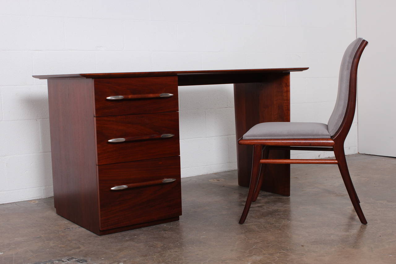 Desk and Chair by T.H. Robsjohn-Gibbings 2