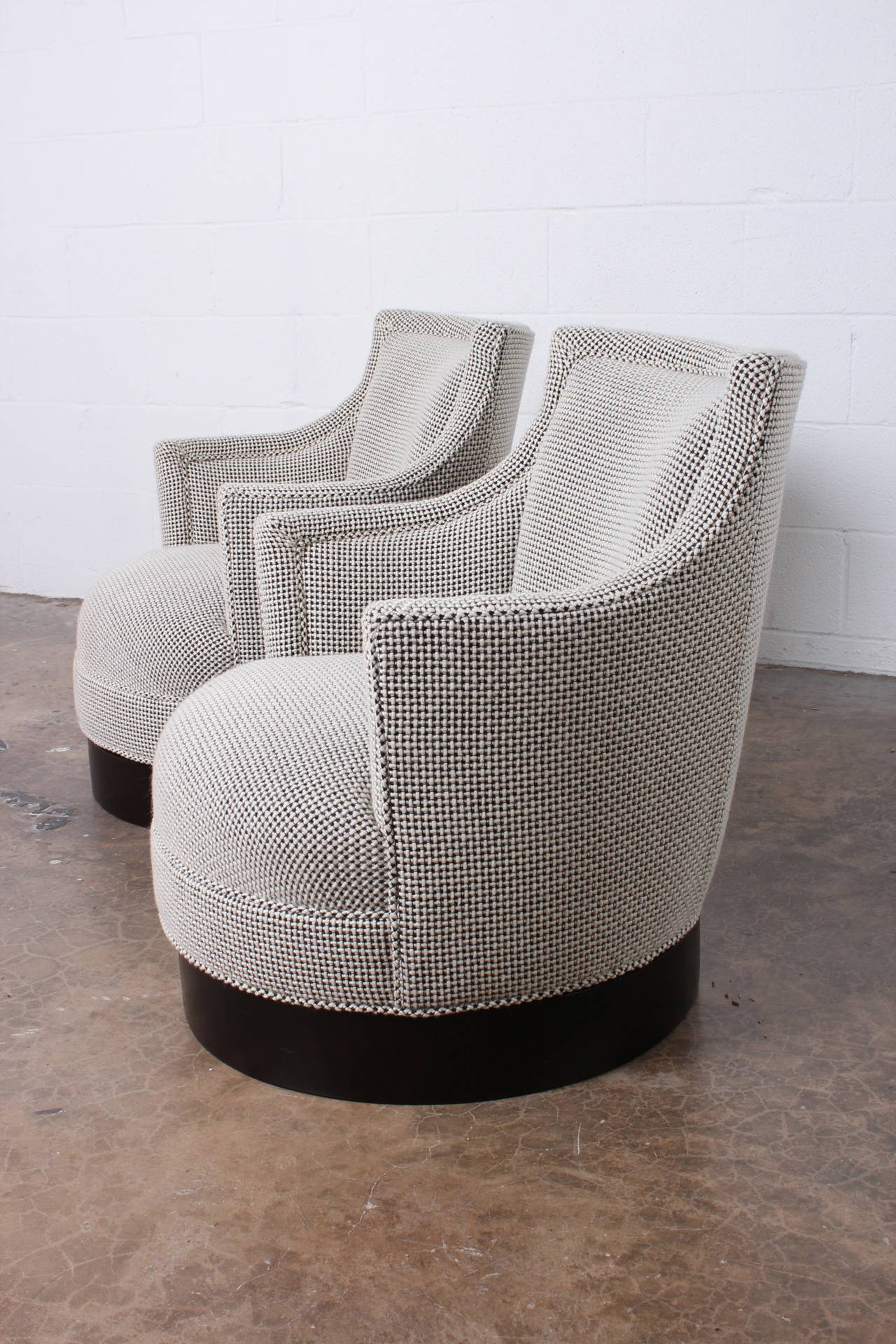 Pair of Swivel Chairs by Edward Wormley for Dunbar 6