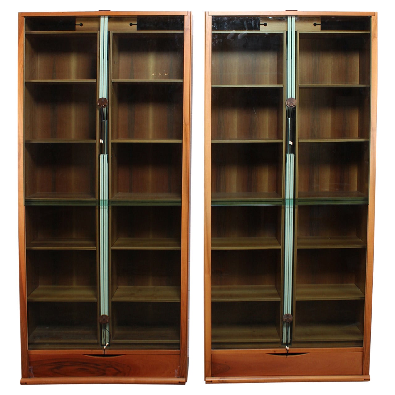 Pair of Carlo Scarpa Zibaldone Bookcases by Bernini