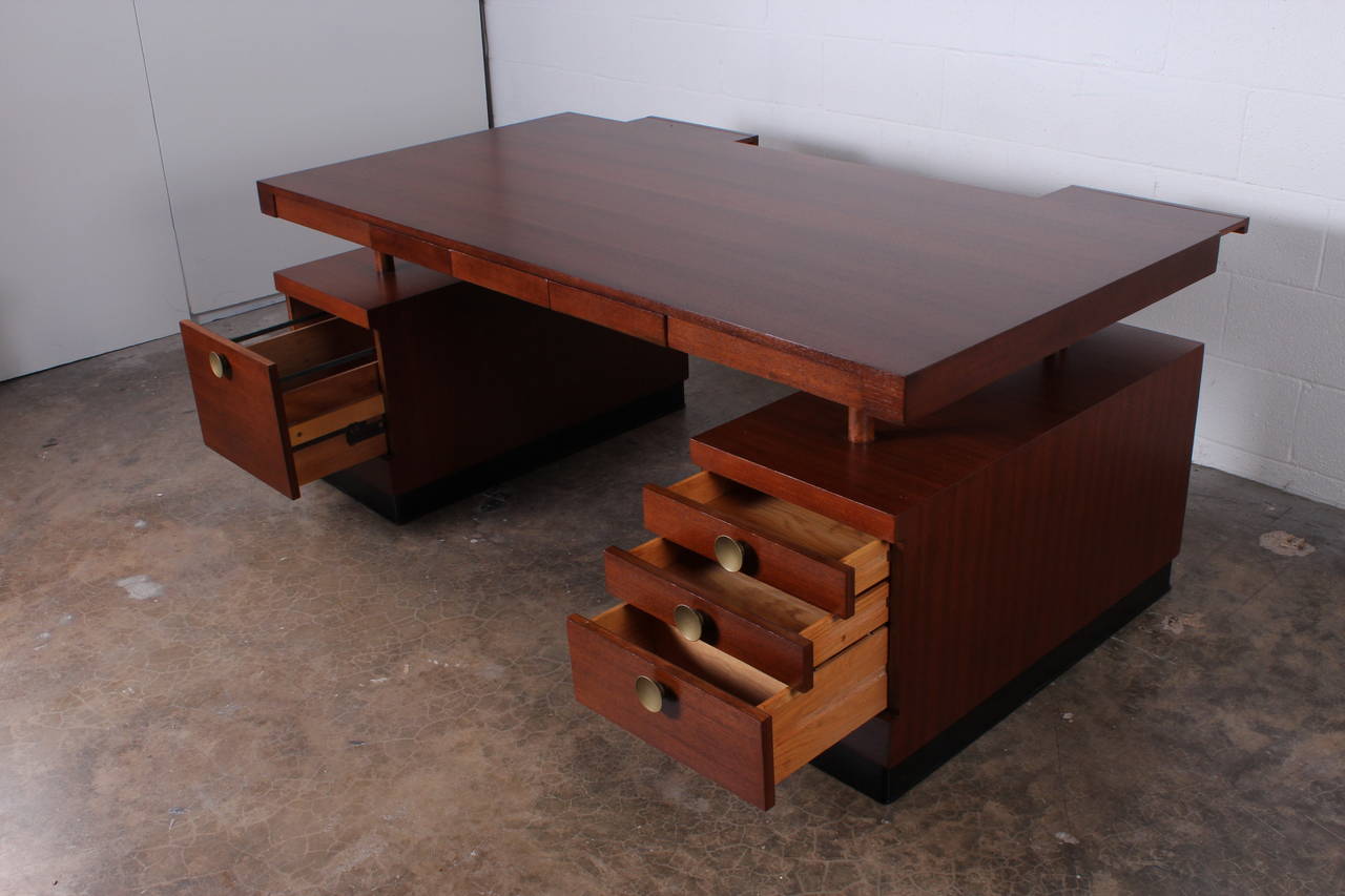 Large Desk by Gilbert Rohde for Herman Miller 5