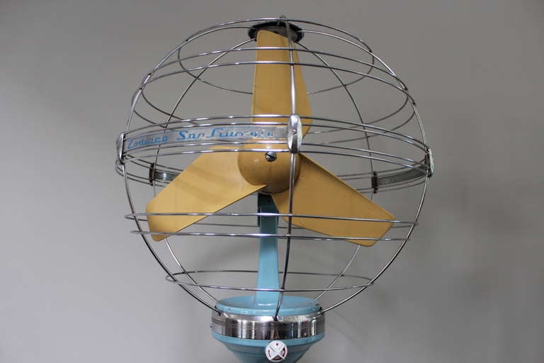 Rare Zodiaco Floor Fan by San Giorgio Elettrodomestici In Good Condition In Dallas, TX