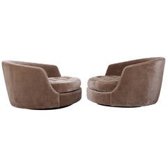 Used Large Pair of Swivel Chairs Designed by Milo Baughman