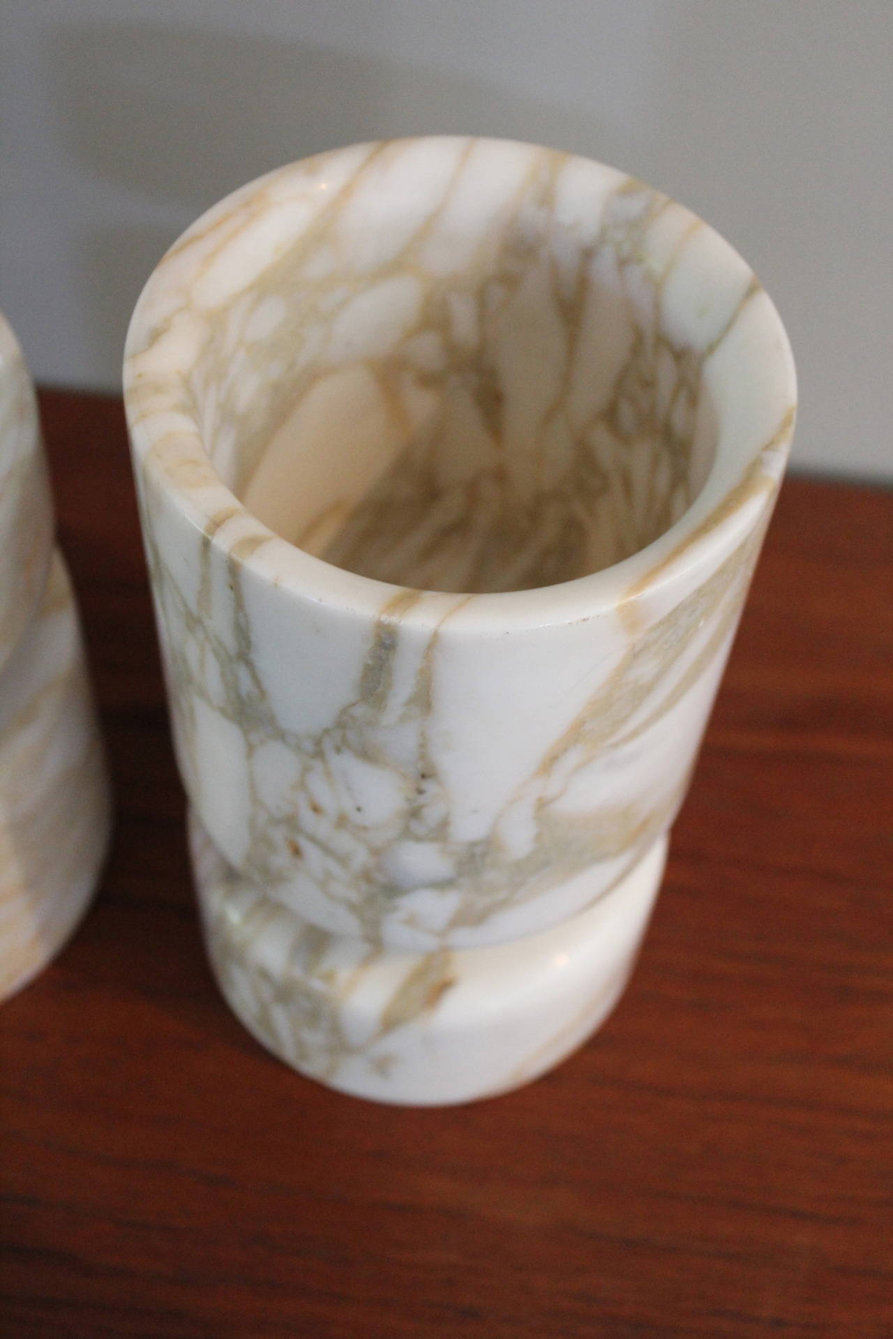 Pair of Marble Vases by Angelo Mangiarotti for Knoll 1