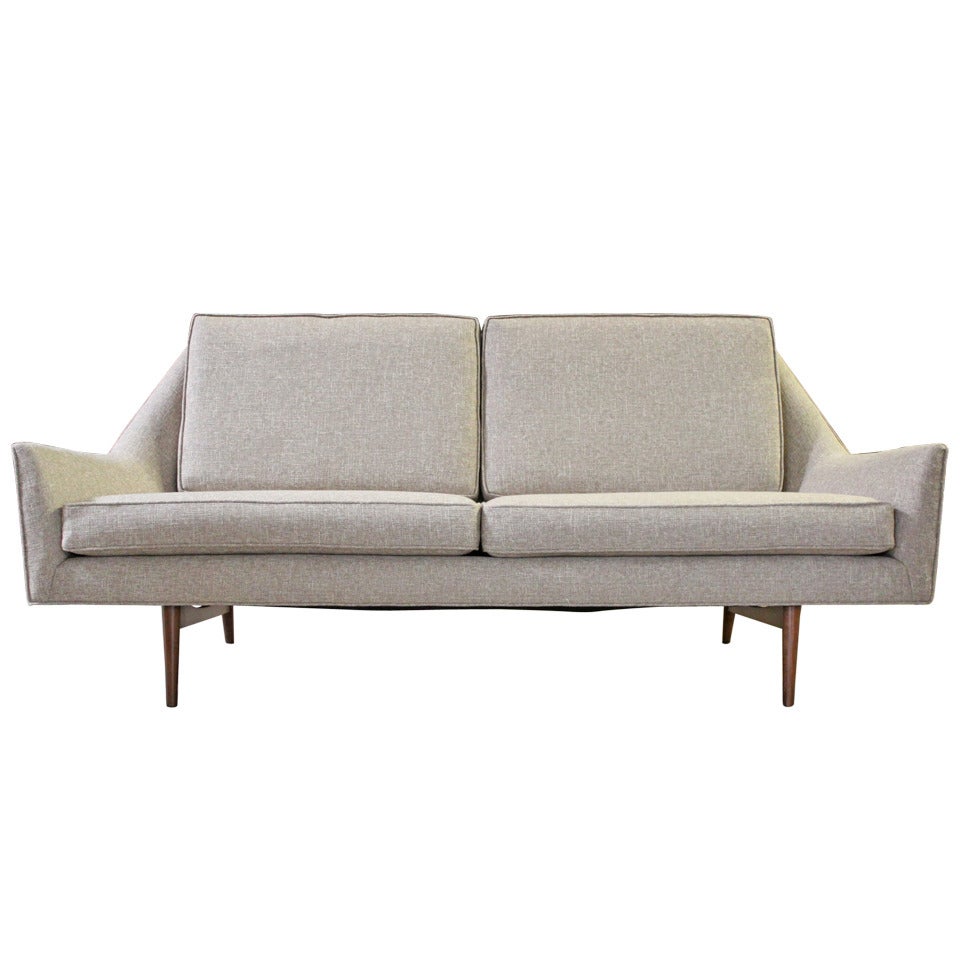 The "V" Sofa by Paul McCobb at 1stDibs
