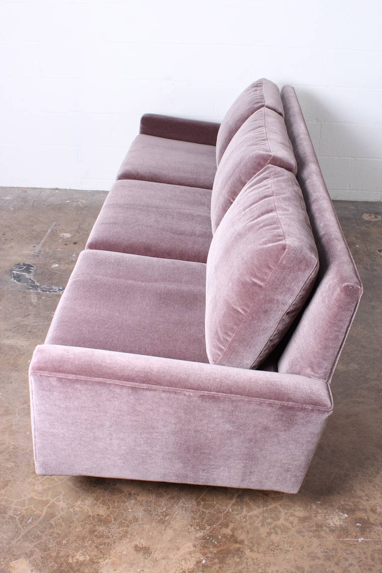 Early Florence Knoll Sofa in Mohair 5