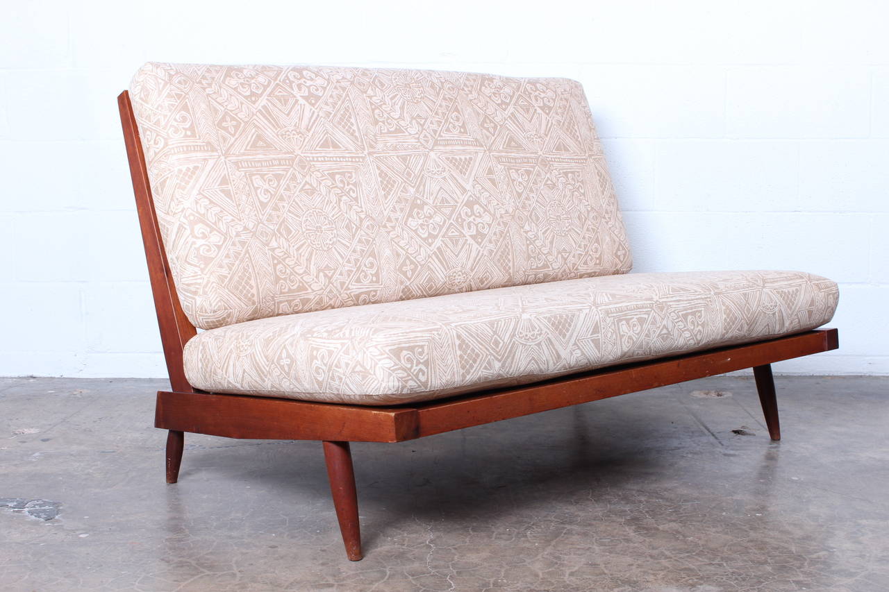 Spindel Back Settee by George Nakashima In Good Condition In Dallas, TX