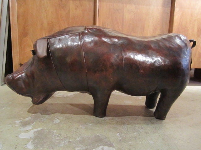 hippo storage ottoman