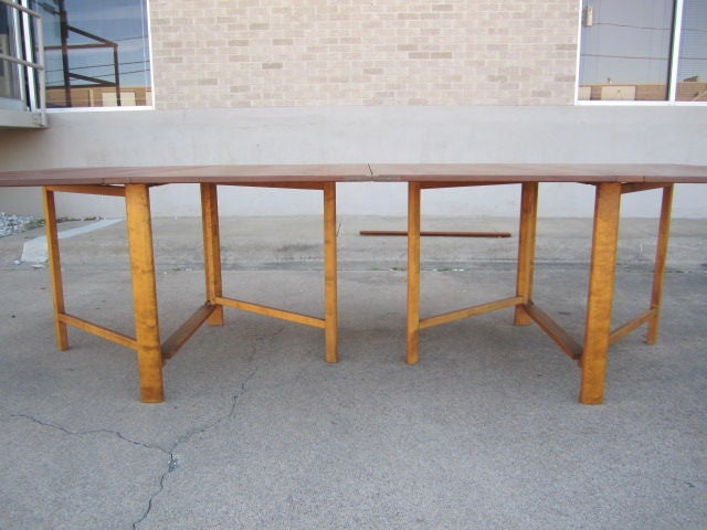 Maria expanding table designed by Bruno Mathsson 3