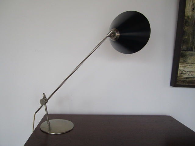 Articulating Table/Desk lamp 3