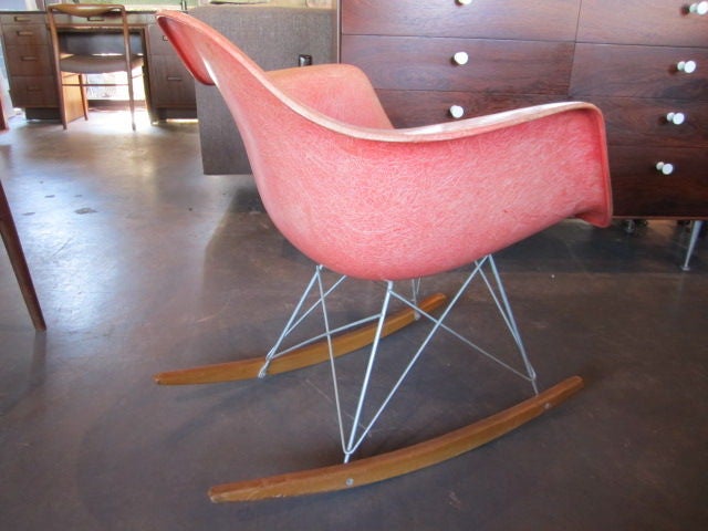 Mid-20th Century The perfect Eames rocker