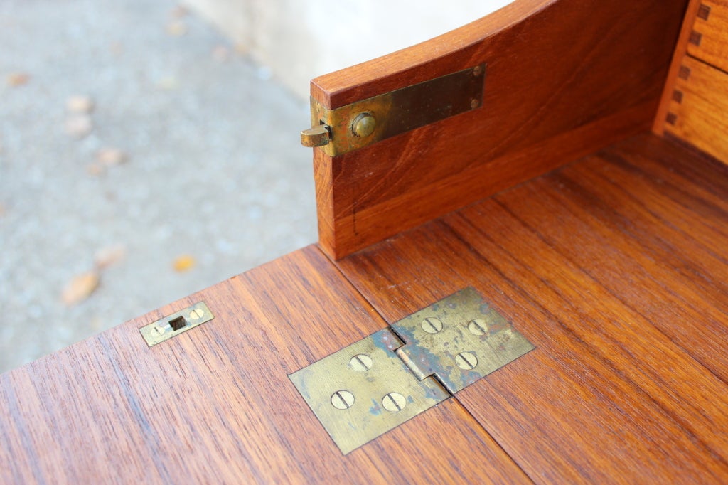 Teak dresser/vanity/desk by Peter Hvidt 7