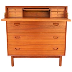 Vintage Teak dresser/vanity/desk by Peter Hvidt