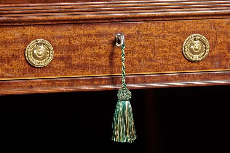 Georgian Mahogany Pedestal Desk, circa 1800 For Sale 3