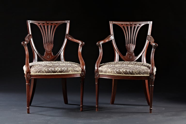 Pair of Carved Mahogany Hepplewhite Period Sheild Back Armchairs For Sale 1