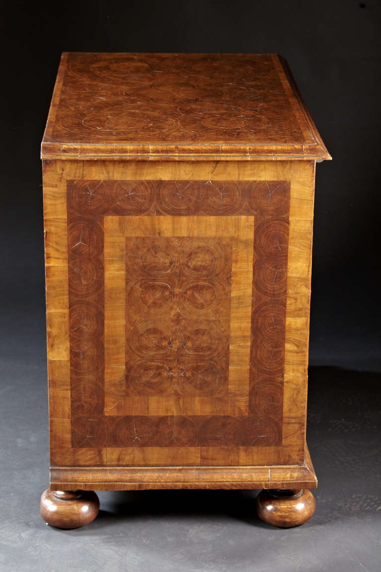 British A George I/ William and Mary Oyster Veneer Chest of Drawers For Sale