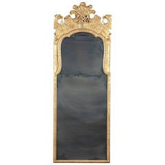 Excellent English George II Period Carved Giltwood Mirror