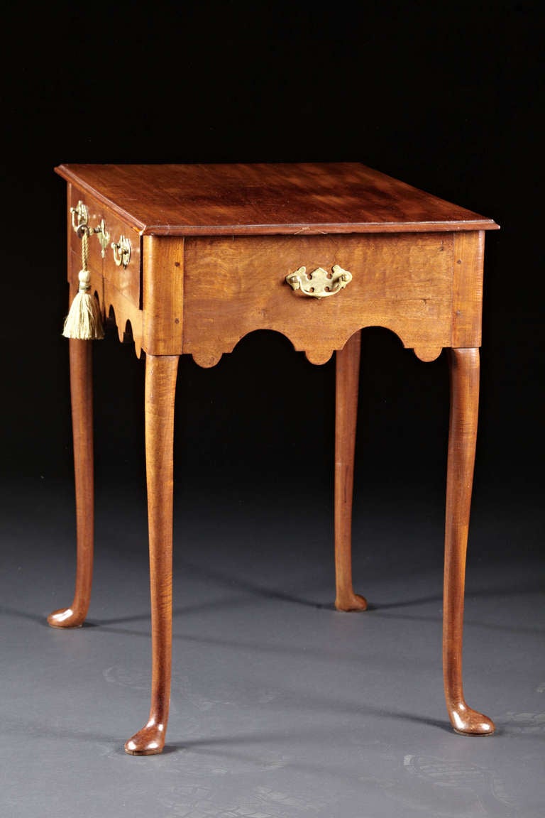British A Distinctive and Charming Queen Anne Side or Occasional Table