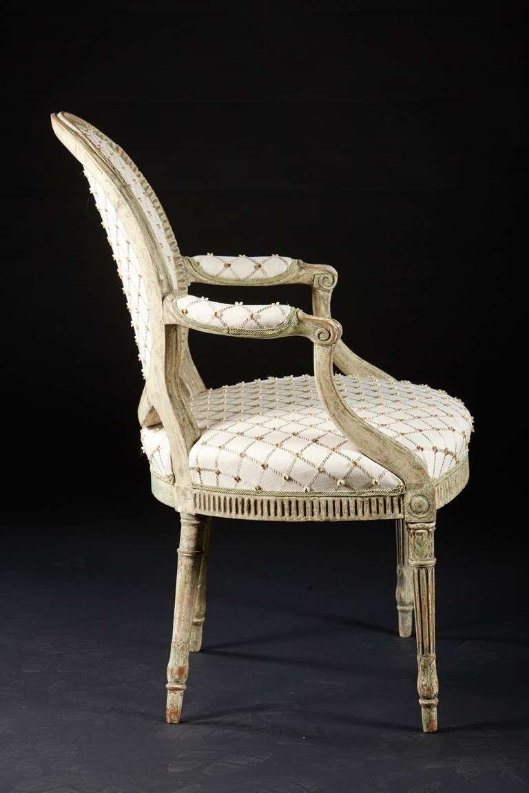 18th Century and Earlier A Pair of Painted Hepplewhite Oval Back Fauteuil Armchairs